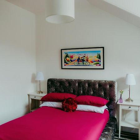 Dawn Break Guest House Largs Bagian luar foto